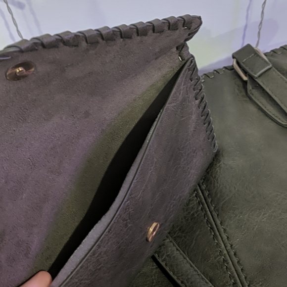 Vegan leather Olive Green tote bag w wallet - Picture 8 of 8